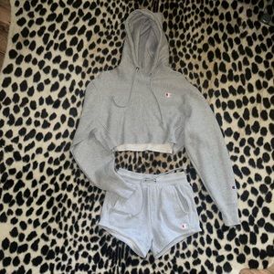 Champion cropped hoodie and shorts set.